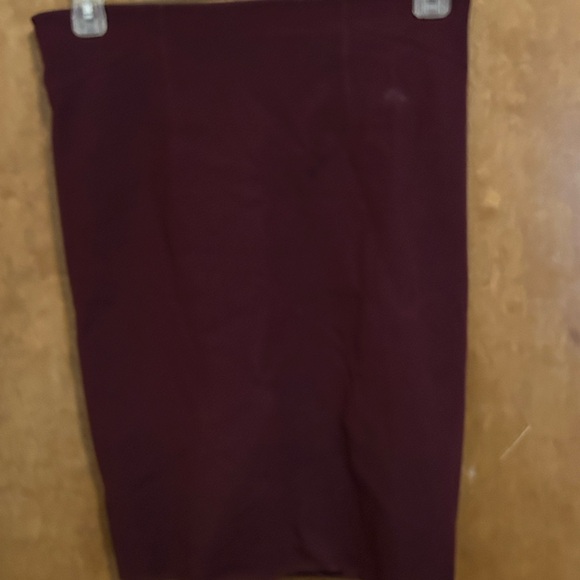 Ann Taylor Dresses & Skirts - Ann‎ Taylor Burgundy Pencil Skirt